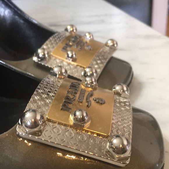 Prada pumps - Picture 11 of 11